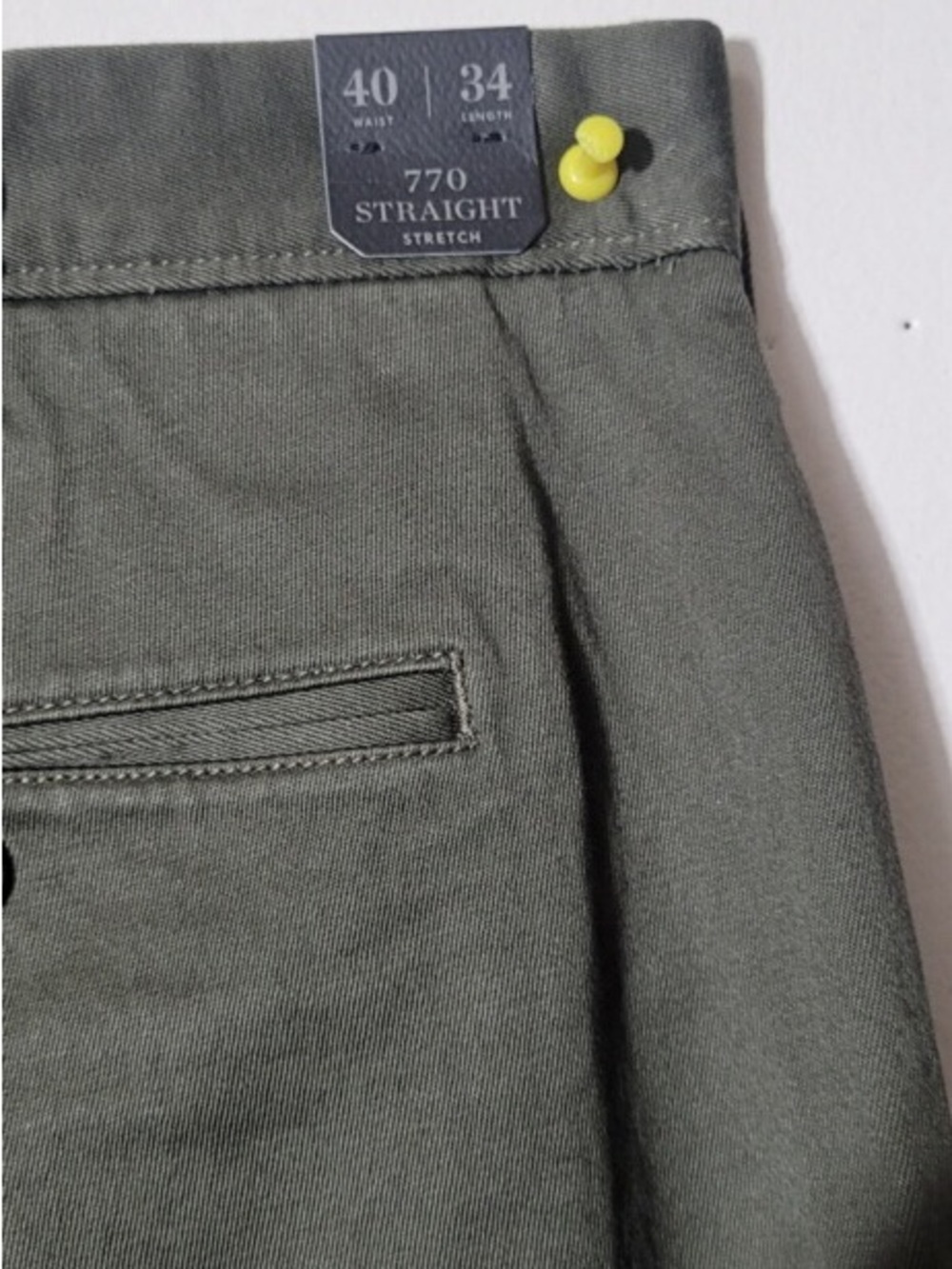 J. Crew Men’s Straight Stretch Shorts in Olive